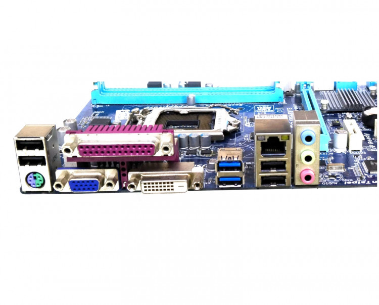 Материнская плата GIGABYTE GA-B75M-D3V