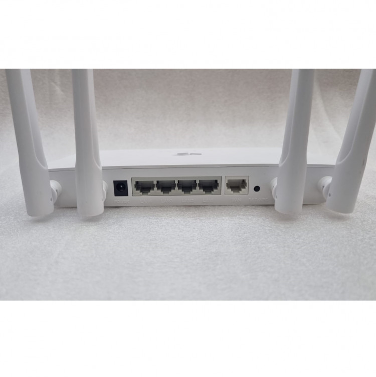 Wi-Fi роутер SNR SNR-CPE-MD2, 2.4 / 5 ГГц (одновременная работа), белый