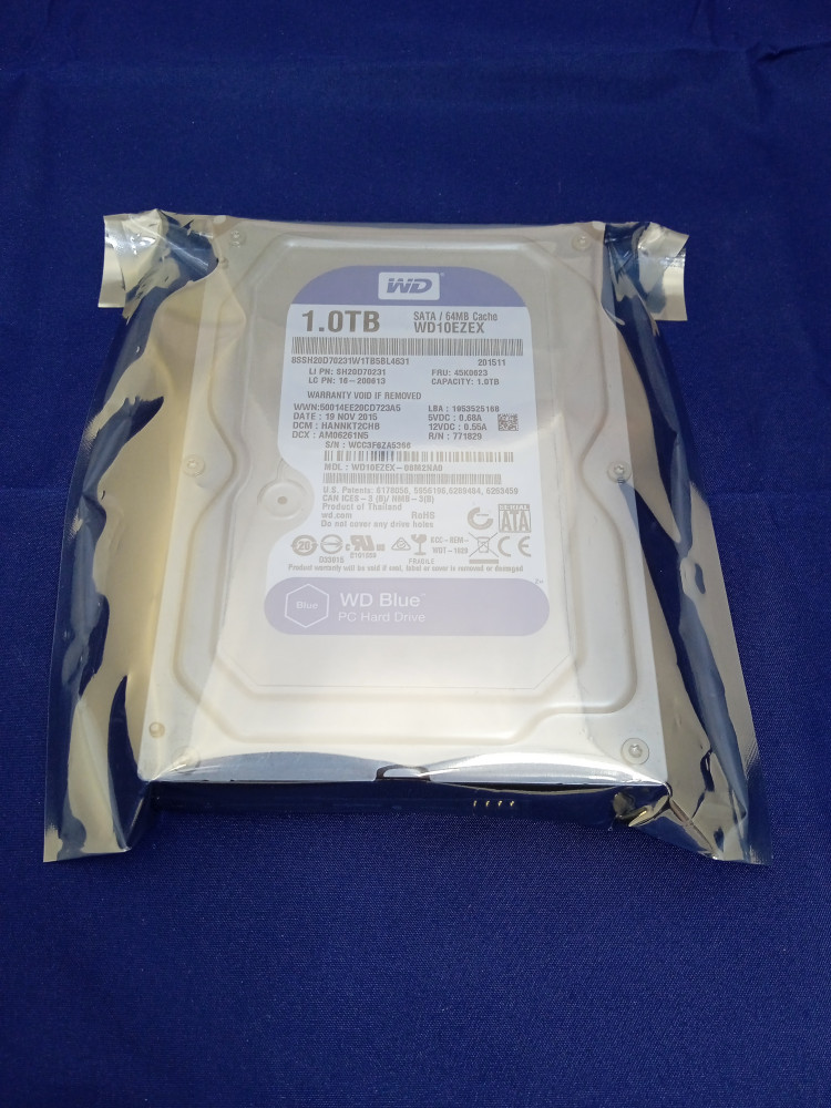 Жесткий диск Western Digital WD Blue 1 ТБ WD10EZEX