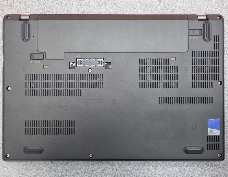 Ноутбук Lenovo ThinkPad X270 12.5", Intel Core i7 7500 2.7ГГц, 4-ядерный, 16ГБ DDR4, 256ГБ SSD, Intel HD Graphics 520, Windows 10 Pro, черный
