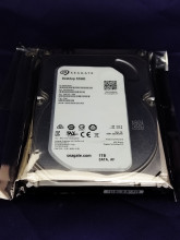 Жесткий диск Seagate ST1000DX001, 1 ТБ