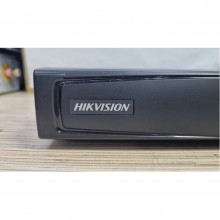 Видеорегистратор Hikvision DS-7216HQHI-F2/N, Черный