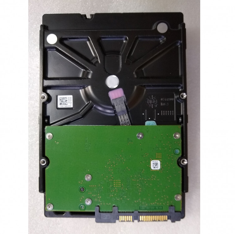 Жесткий диск Seagate IronWolf ST6000VN0033, 6000 Гб, 256 МБ, 7200 об/мин.