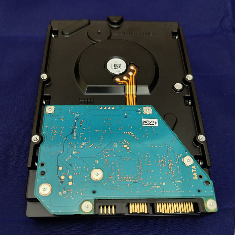 Жесткий диск Toshiba 1 ТБ MG03ACA100