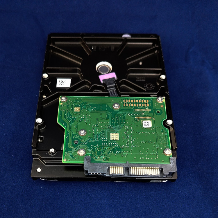 Жесткий диск Seagate ST3500413AS, 500 Гб, 16 МБ, 7200 об/мин.