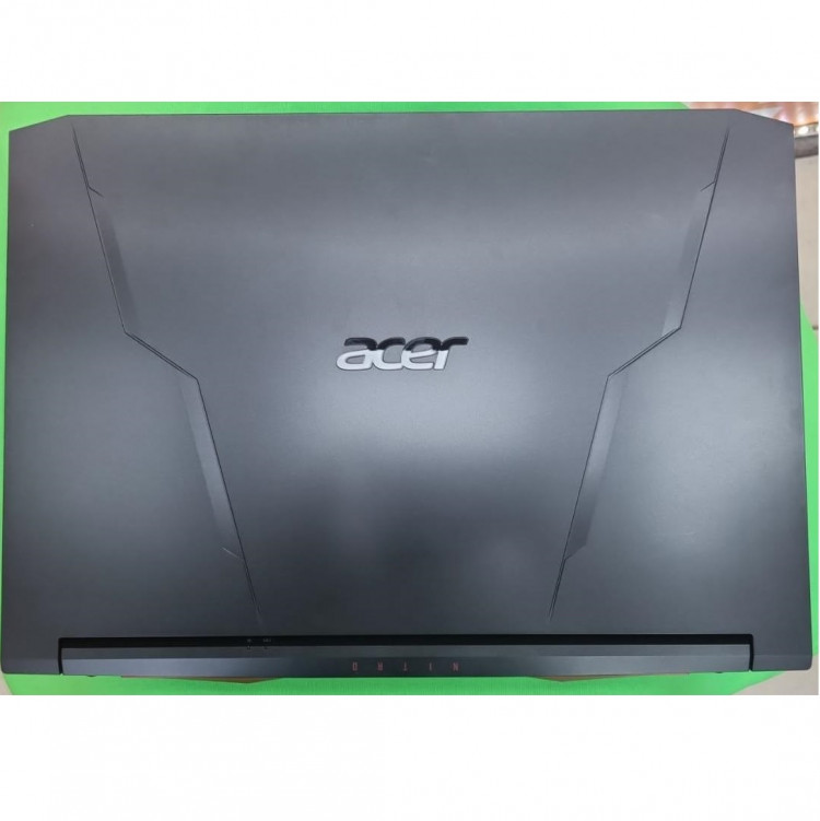 Игровой ноутбук 15.6" Acer Nitro 5 AN515-57-548J черный