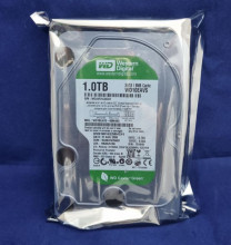 Жесткий диск Western Digital 1 ТБ WD Caviar Green (WD10EAVS)