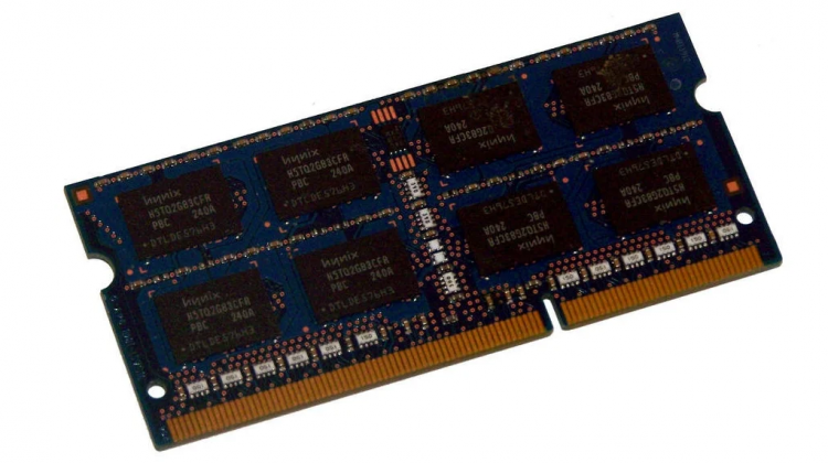 Hynix 4 ГБ DDR3 1600 МГц CL11 (HMT351S6СFR8A-PB)