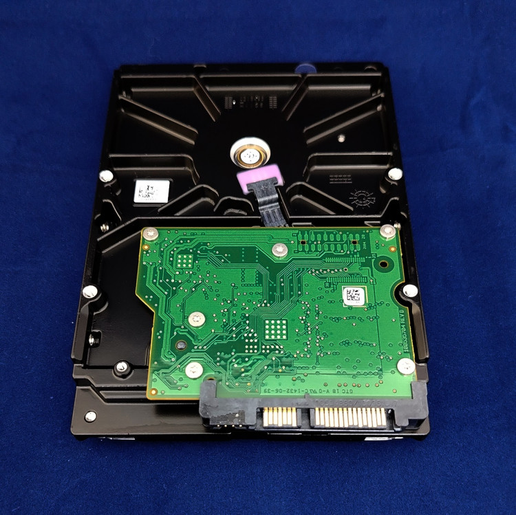 Жесткий диск Seagate ST500DM002, 500 Гб, 16 МБ, 7200 об/мин.